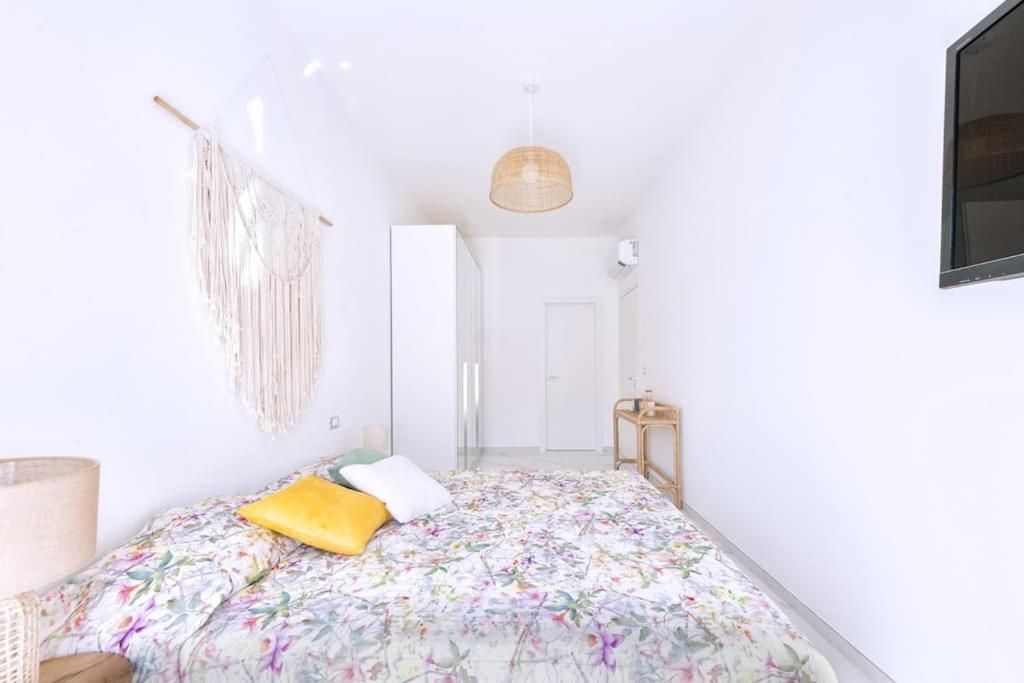 Domus Delia Pescara Centro Appartement Buitenkant foto