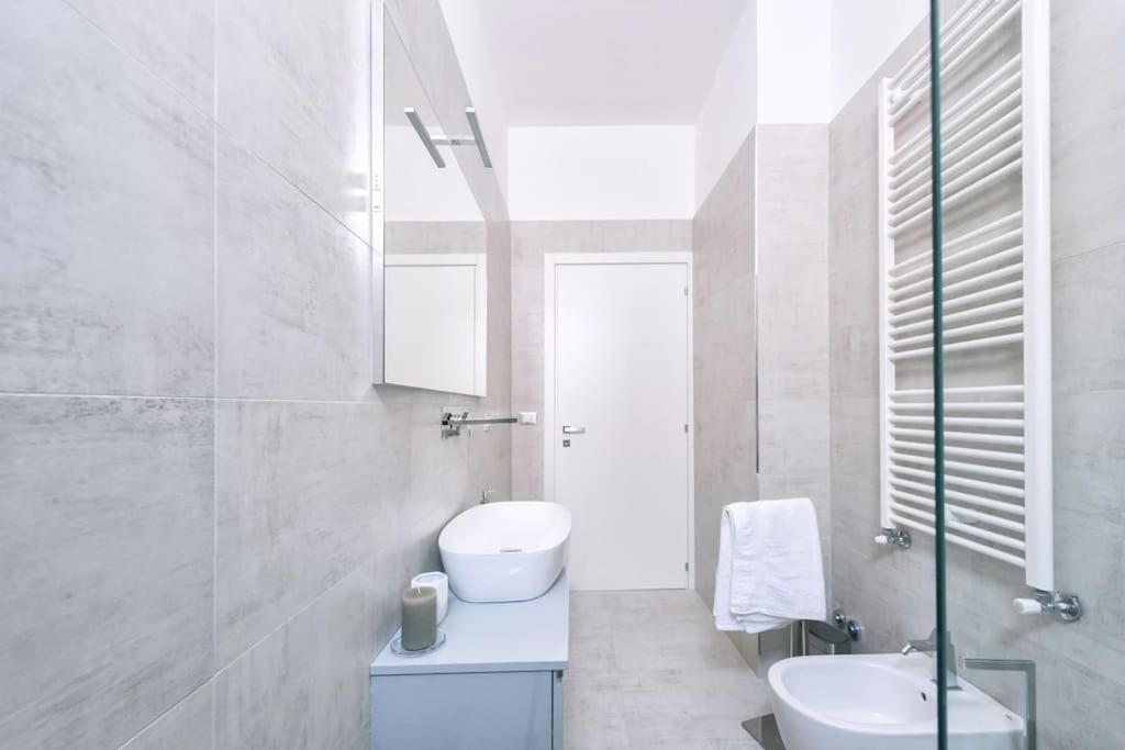 Domus Delia Pescara Centro Appartement Buitenkant foto